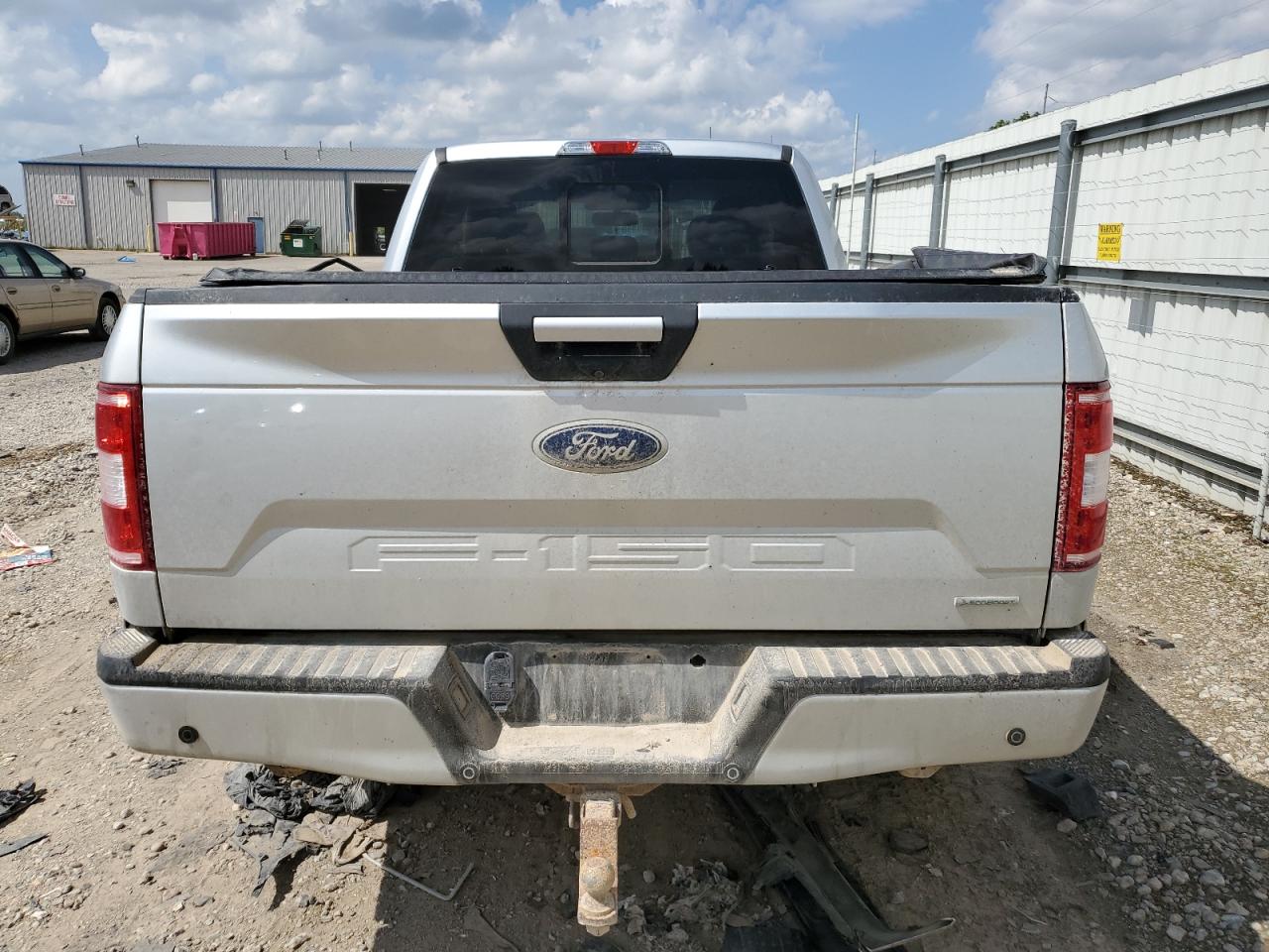 1FTFX1EGXJFB99140 2018 Ford F150 Super Cab