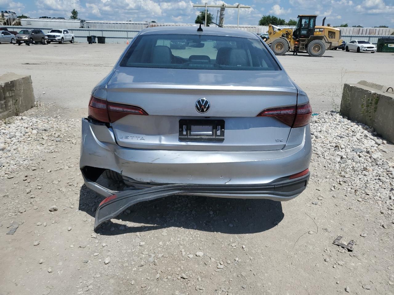 3VW7M7BUXNM033097 2022 Volkswagen Jetta Se