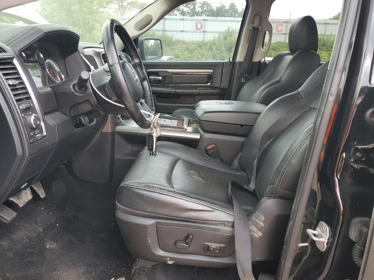 1C6RR7MT5DS708837 2013 Ram 1500 Sport