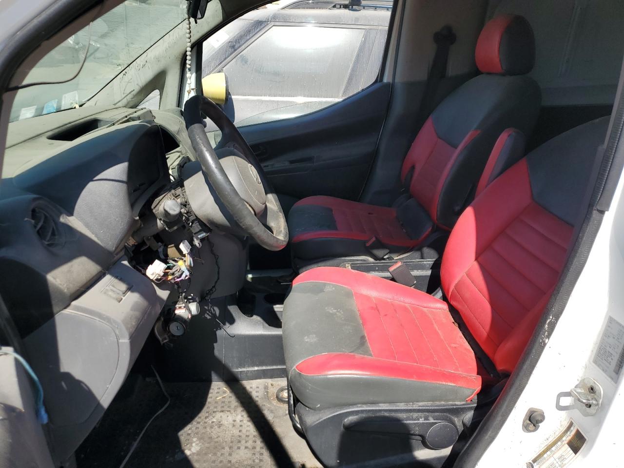 3N6CM0KN6FK736255 2015 Nissan Nv200 2.5S