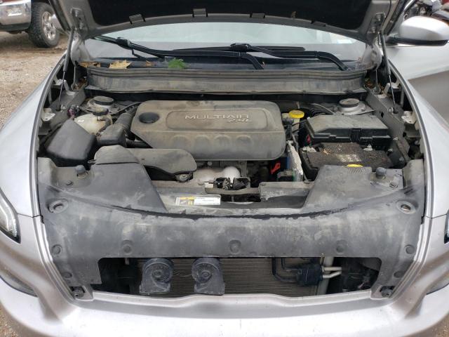 2017 Jeep Cherokee Latitude VIN: 1C4PJMCB7HW614598 Lot: 60493324