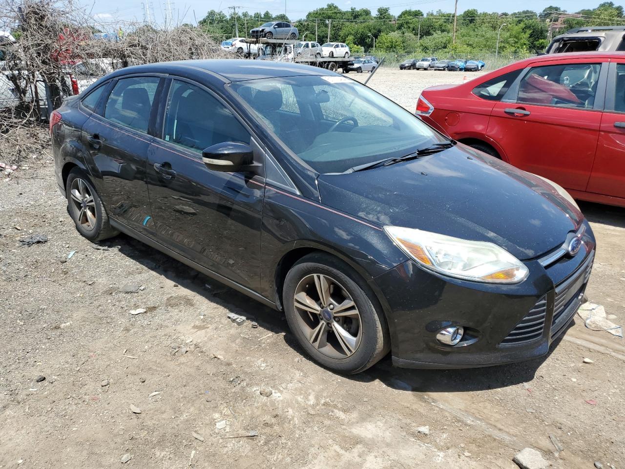 2014 Ford Focus Se vin: 1FADP3F22EL319838