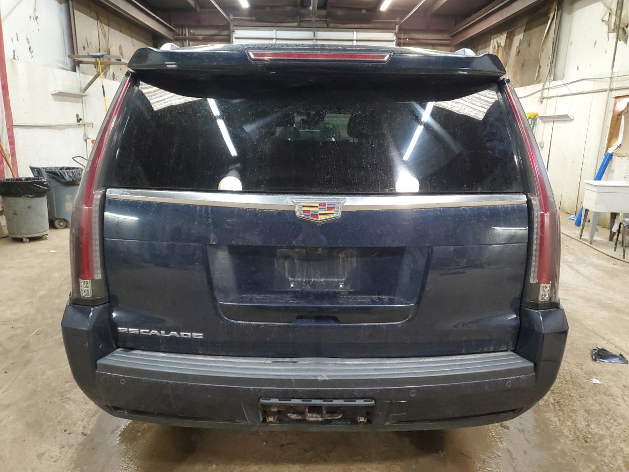 1GYS4JKJ9HR227262 2017 Cadillac Escalade Esv Premium Luxury