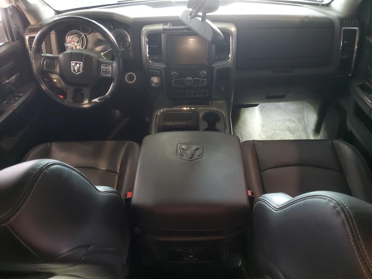 1C6RR7MT5HS782524 2017 Ram 1500 Sport