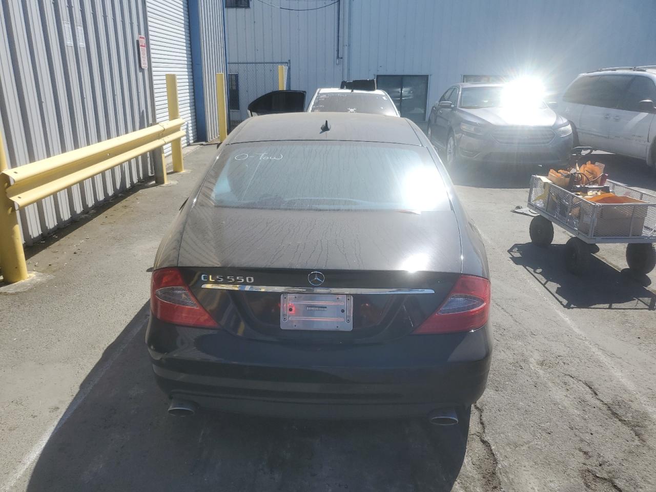 WDDDJ7CB8BA170923 2011 Mercedes-Benz Cls 550