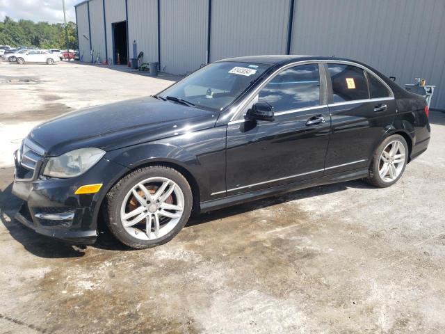 VIN WDDGF4HB3DA850527 2013 Mercedes-Benz C-Class, 250 no.1