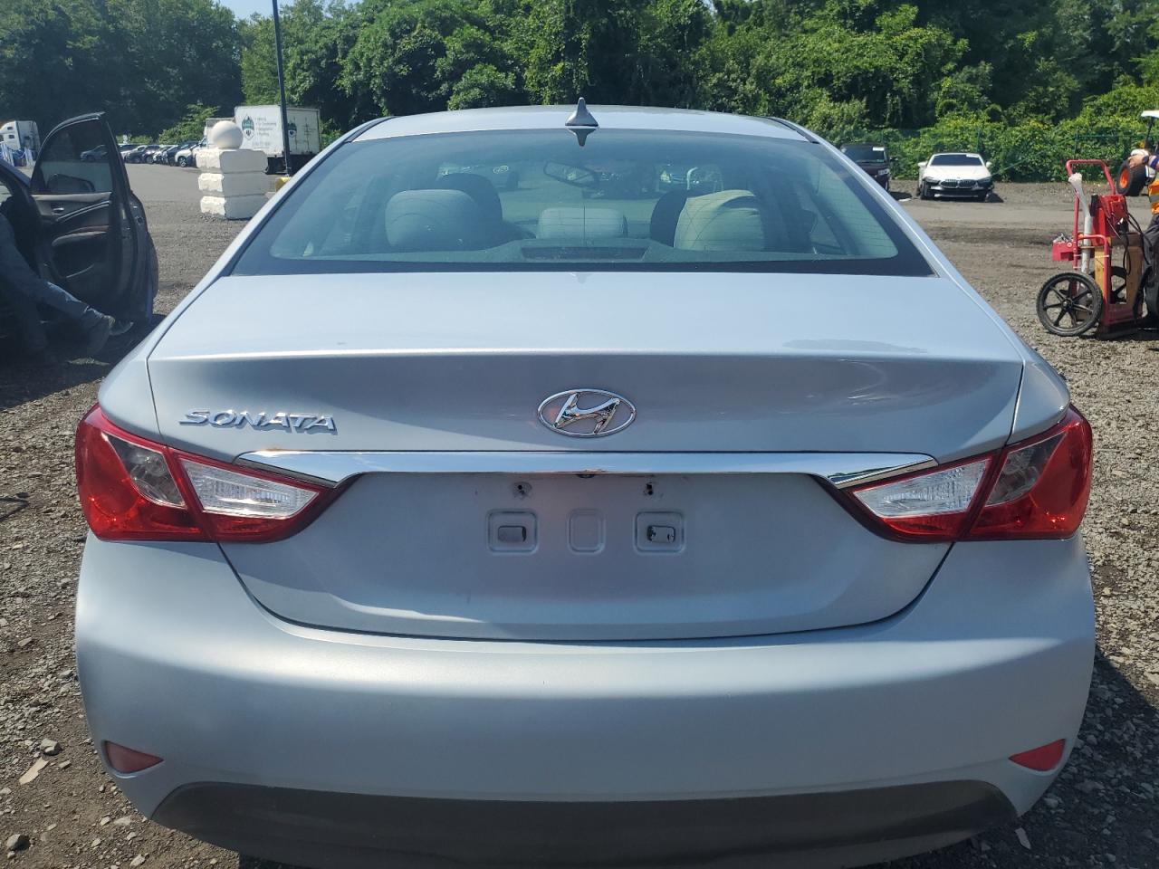 2014 Hyundai Sonata Gls vin: 5NPEB4AC6EH889039