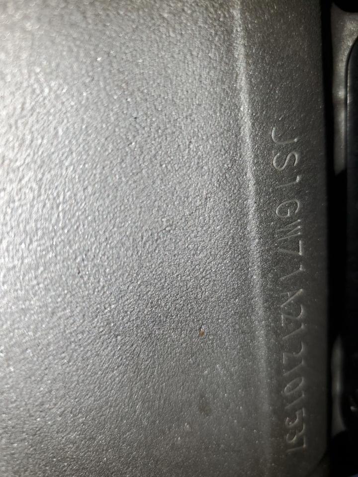 JS1GW71A212101537 2001 Suzuki Gsx1300 R