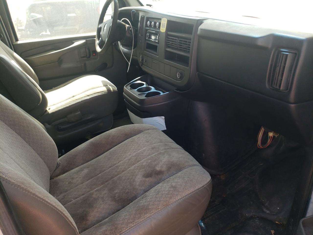 1GCSGAFX6C1112363 2012 Chevrolet Express G1500