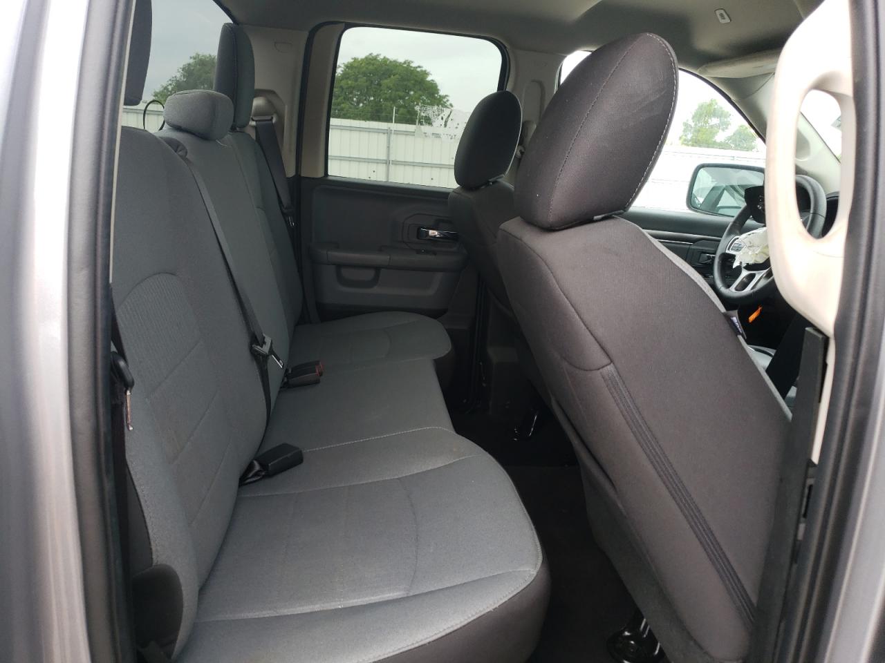 1C6RR7GG7RS129502 2024 Ram 1500 Classic Slt