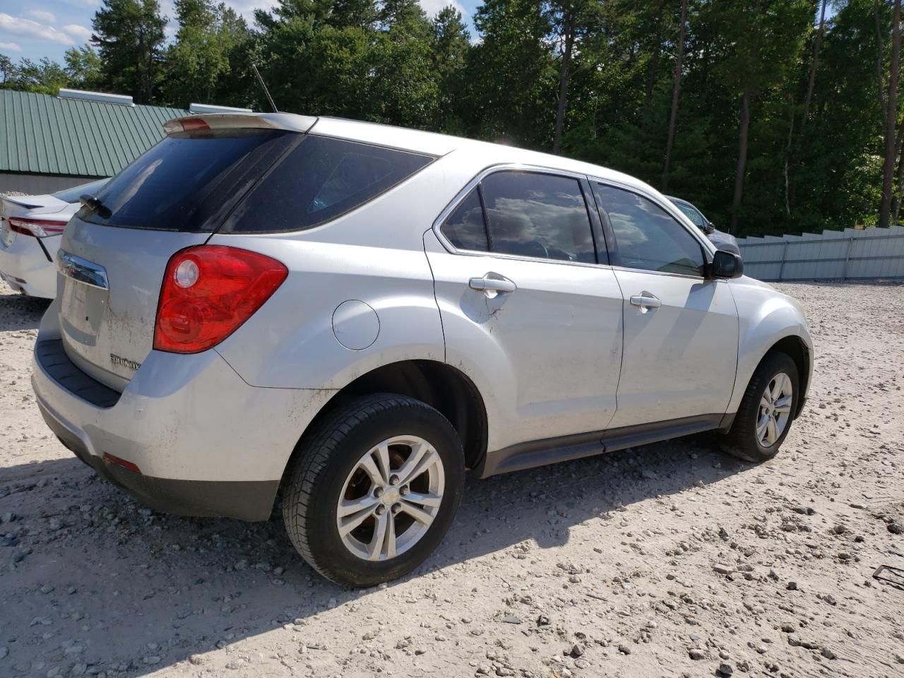 2015 Chevrolet Equinox Ls vin: 2GNFLEEK4F6423647