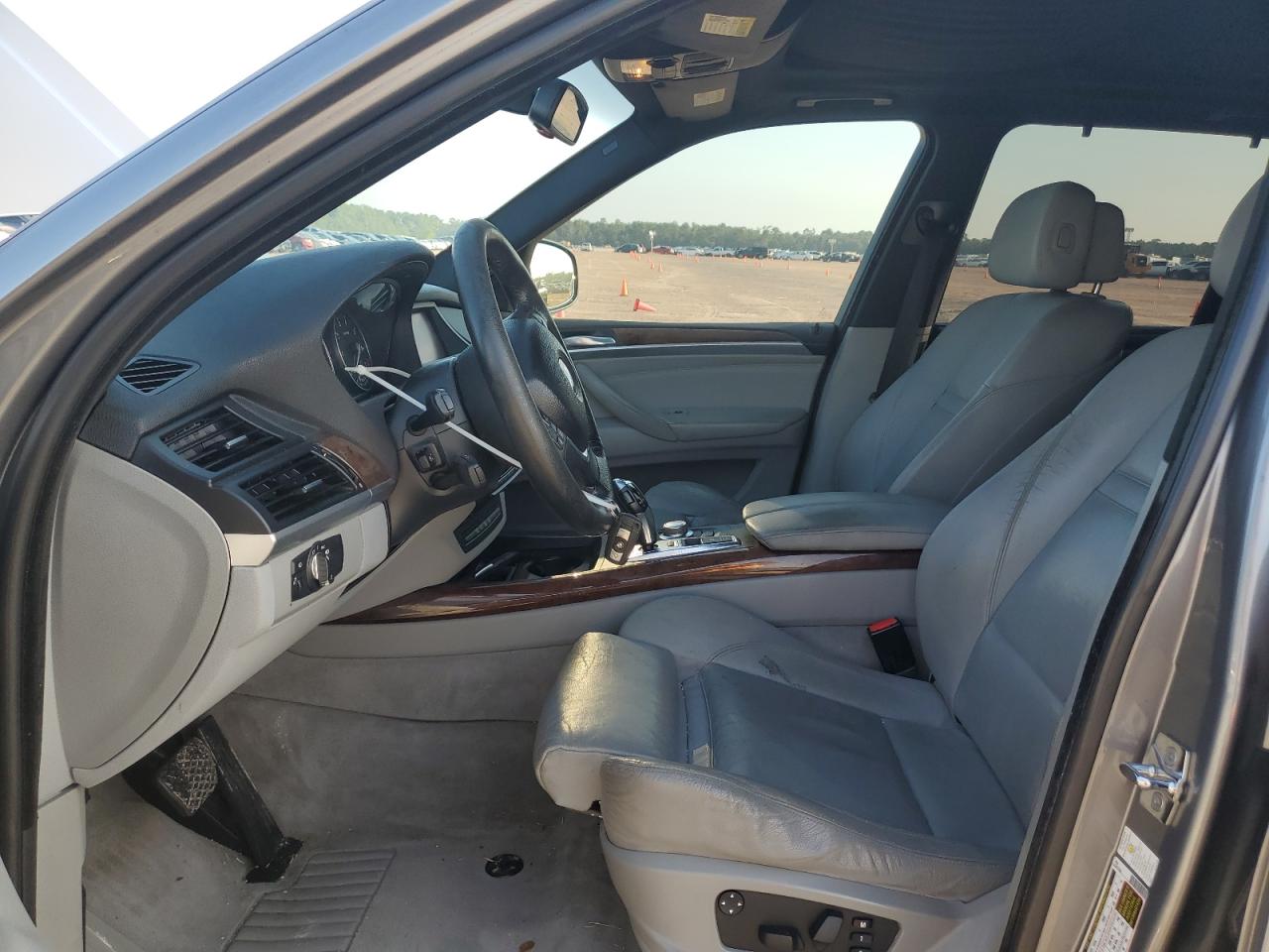 5UXFE83528L165221 2008 BMW X5 4.8I