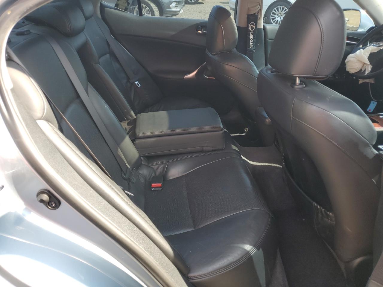 JTHCK262085016398 2008 Lexus Is 250