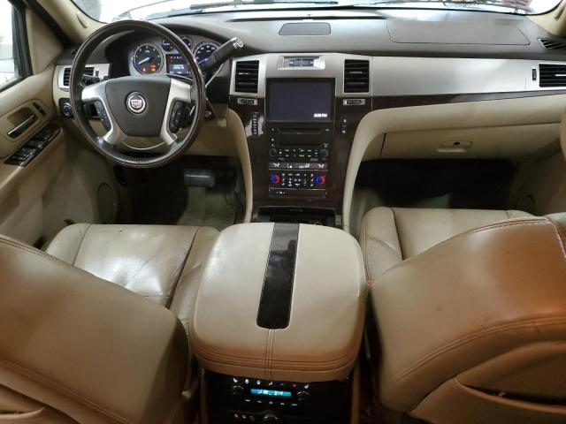 2010 Cadillac Escalade Luxury VIN: 1GYUKBEF9AR211709 Lot: 61605474