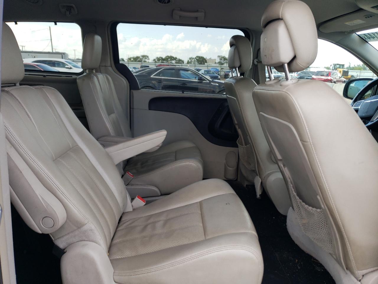 2C4RC1CG1DR769437 2013 Chrysler Town & Country Touring L