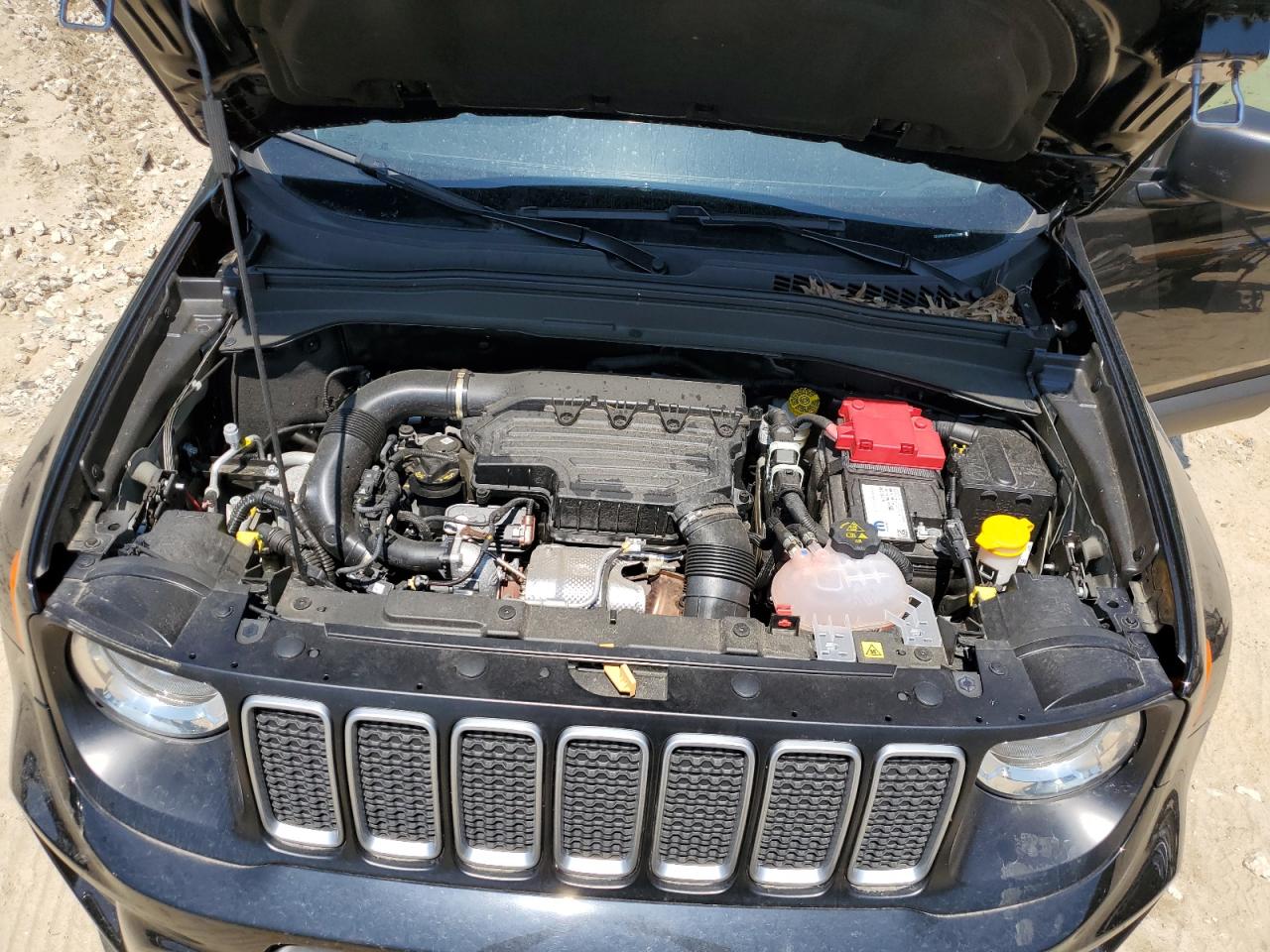 ZACNJDB10NPN62849 2022 Jeep Renegade Latitude