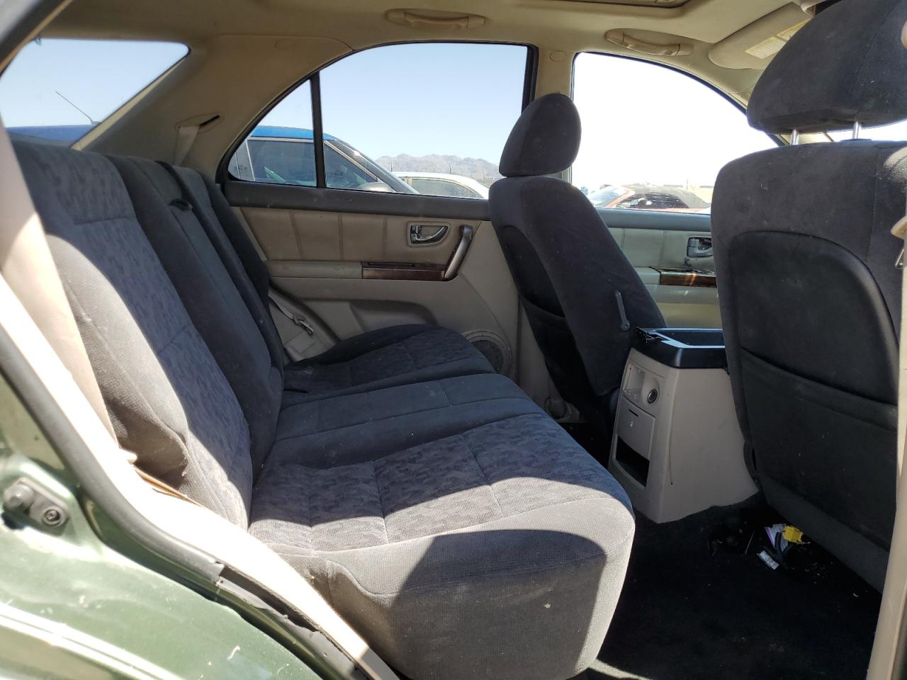 KNDJD733855365463 2005 Kia Sorento Ex