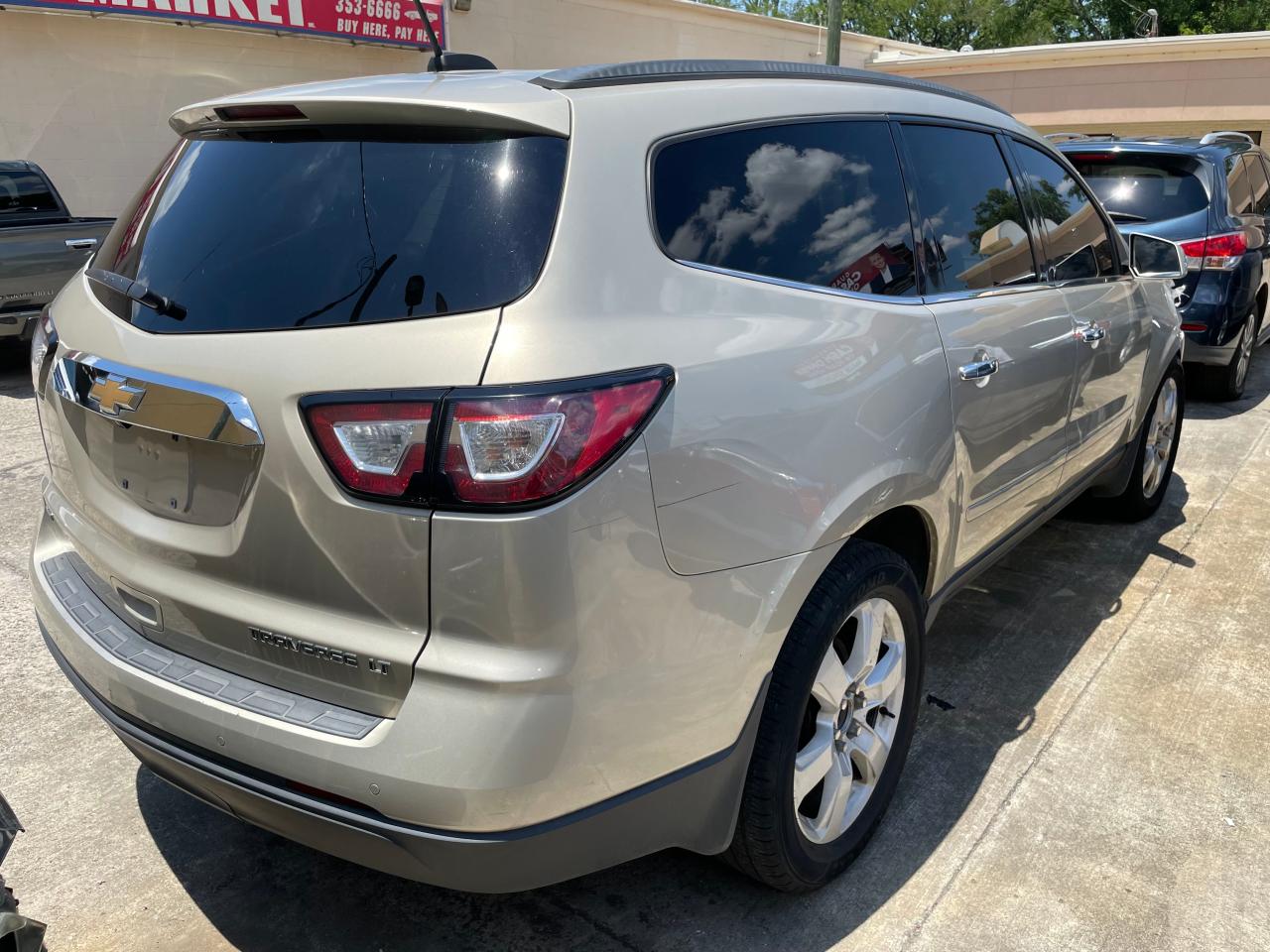 2016 Chevrolet Traverse Lt vin: 1GNKVGKD4GJ145251