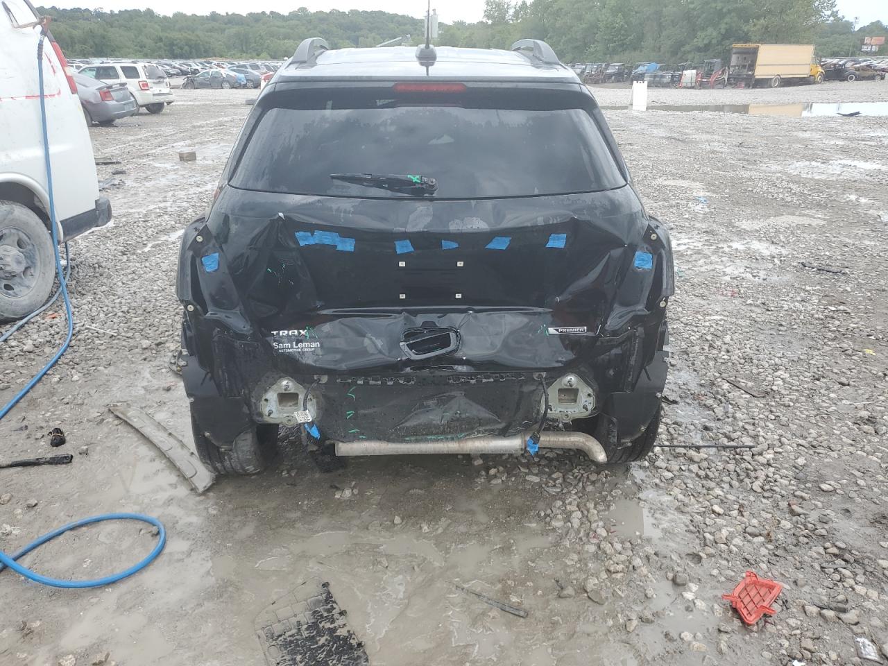 KL7CJMSB1JB609908 2018 Chevrolet Trax Premier