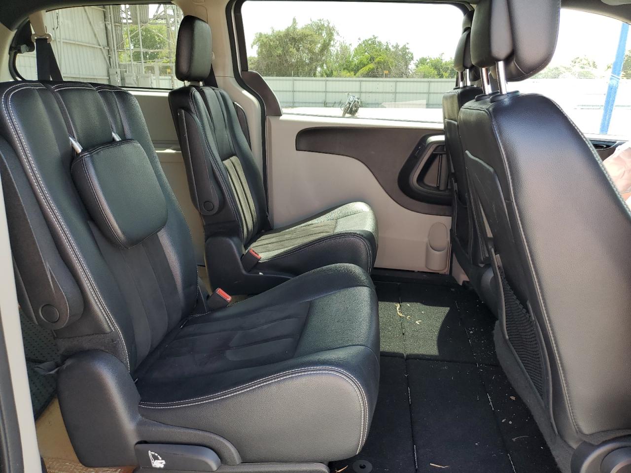 2C4RDGCG5KR724143 2019 Dodge Grand Caravan Sxt