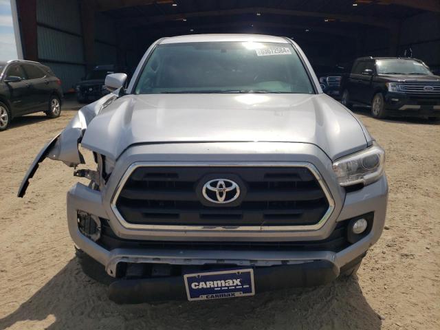 VIN 5TFCZ5AN6HX052973 2017 Toyota Tacoma, Double Cab no.5