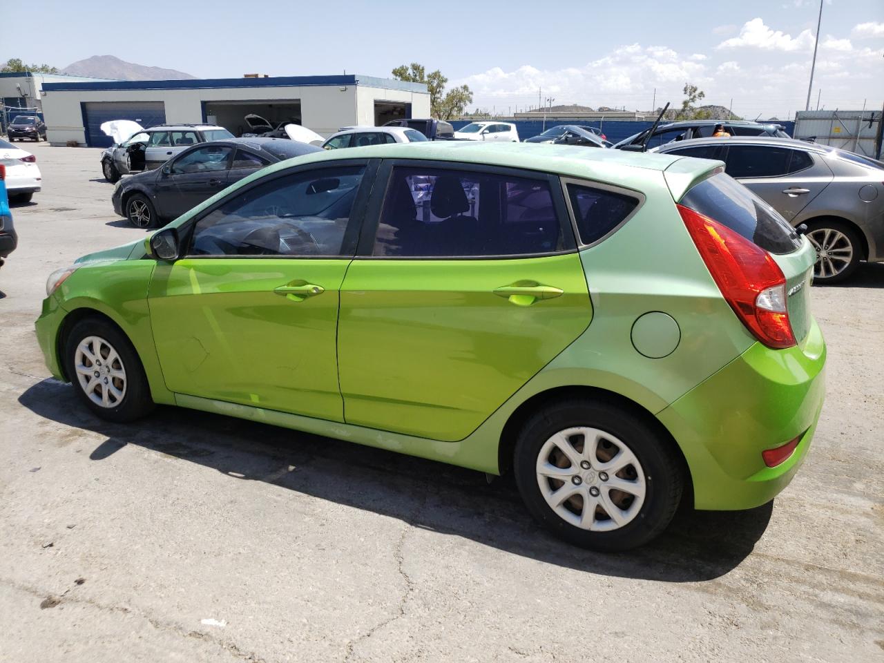 2014 Hyundai Accent Gls vin: KMHCT5AE5EU176839