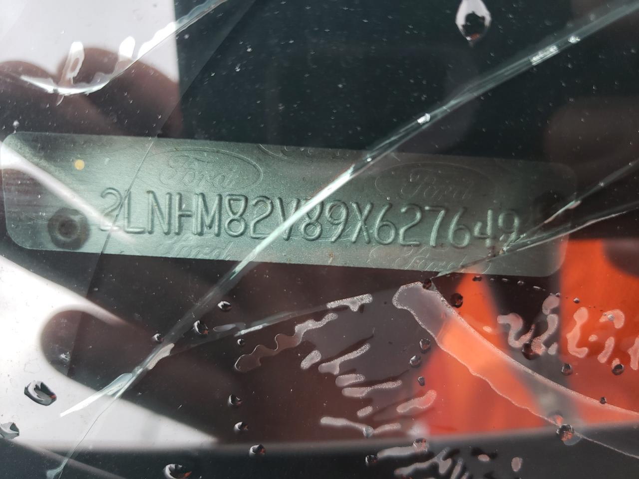 2LNHM82V89X627649 2009 Lincoln Town Car Signature Limited