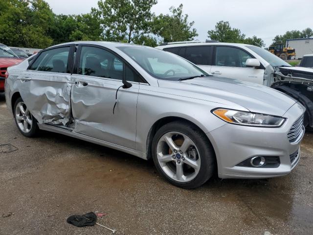 VIN 3FA6P0H97GR110021 2016 Ford Fusion, SE no.4