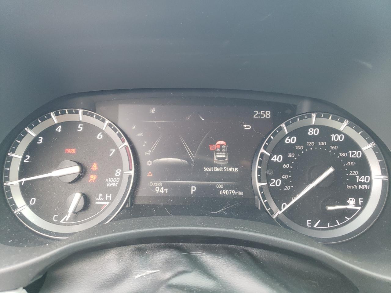 5TDGZRAH0MS042944 2021 Toyota Highlander Xle