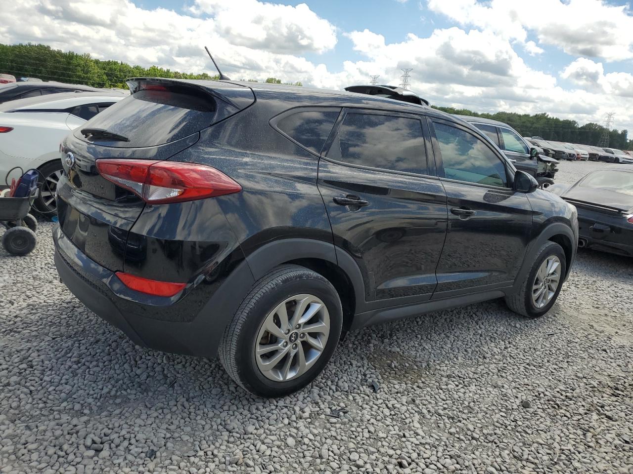 2018 Hyundai Tucson Se vin: KM8J23A40JU632889