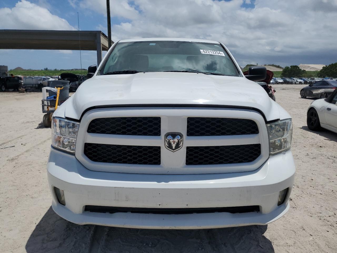 2015 Ram 1500 Hfe vin: 1C6RR6ZM8FS638247