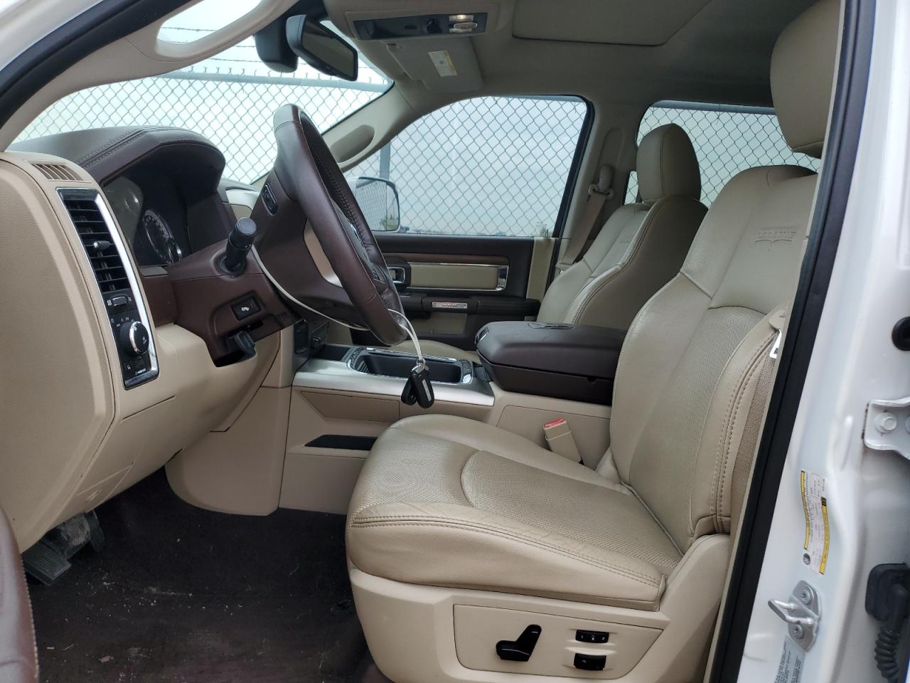 3C6UR5NL7GG311140 2016 Ram 2500 Laramie