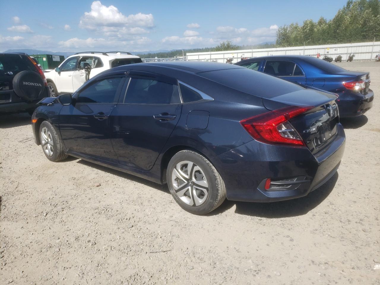 2HGFC2F56JH600357 2018 Honda Civic Lx