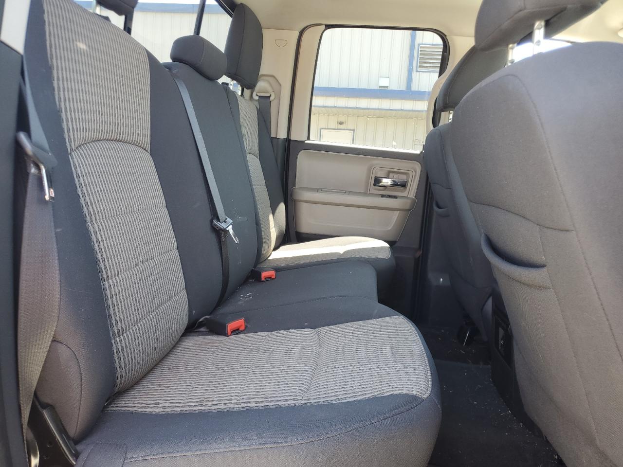 1D7RB1GT4BS594838 2011 Dodge Ram 1500