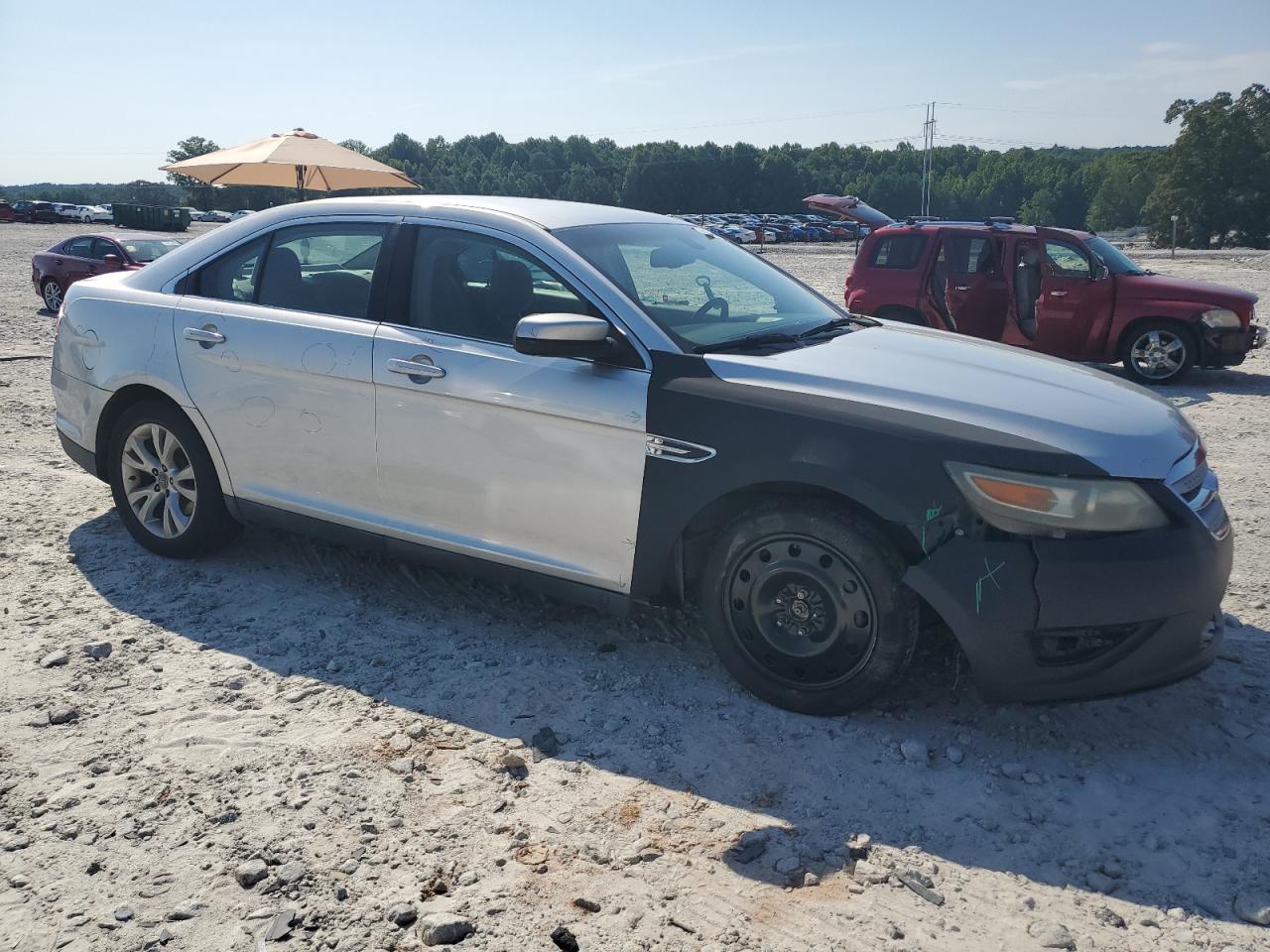 1FAHP2EW3AG148083 2010 Ford Taurus Sel