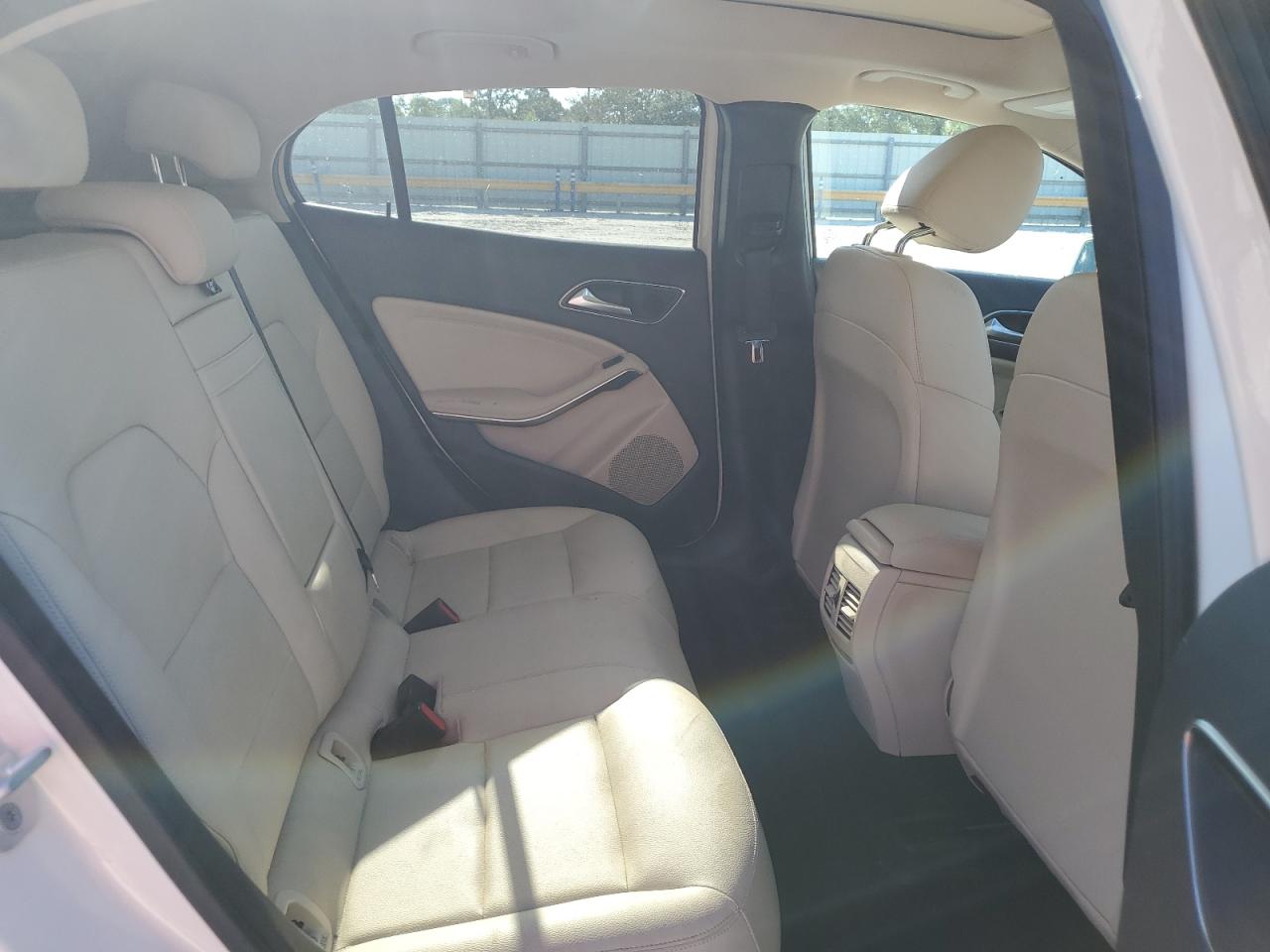 WDCTG4EB5HJ302586 2017 Mercedes-Benz Gla 250