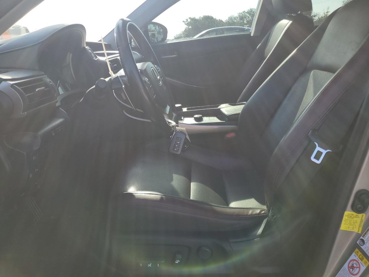 JTHBA1D26J5062254 2018 Lexus Is 300