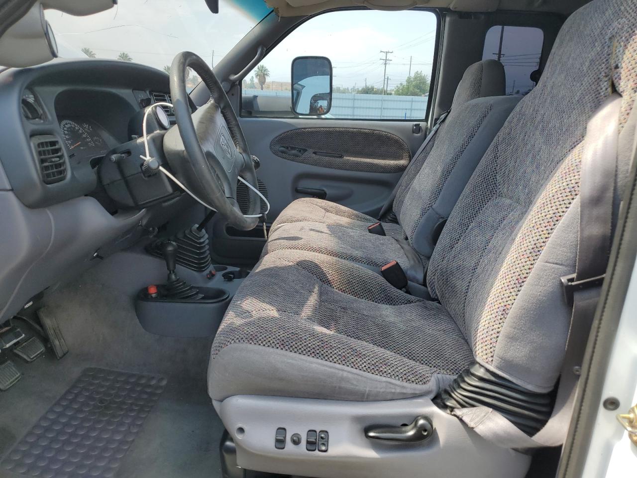 1B7MF3364XJ573277 1999 Dodge Ram 3500