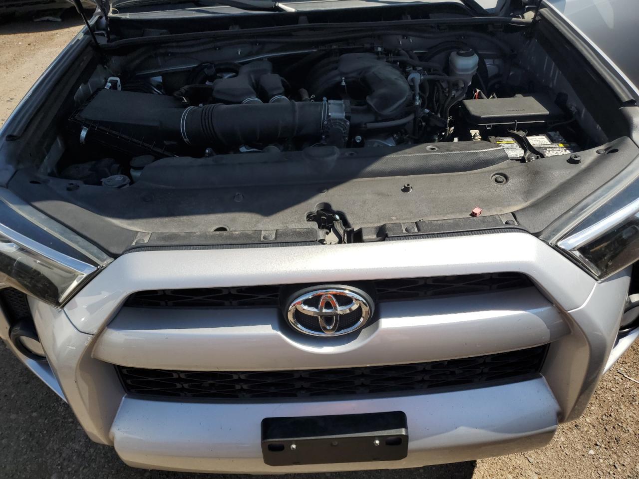 JTEZU5JR1K5209707 2019 Toyota 4Runner Sr5