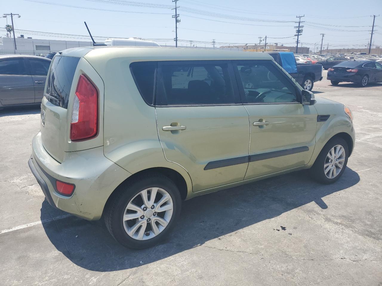 2012 Kia Soul + vin: KNDJT2A67C7410302