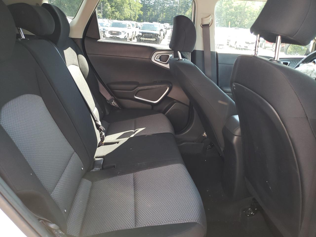 KNDJ23AU7L7002275 2020 Kia Soul Lx