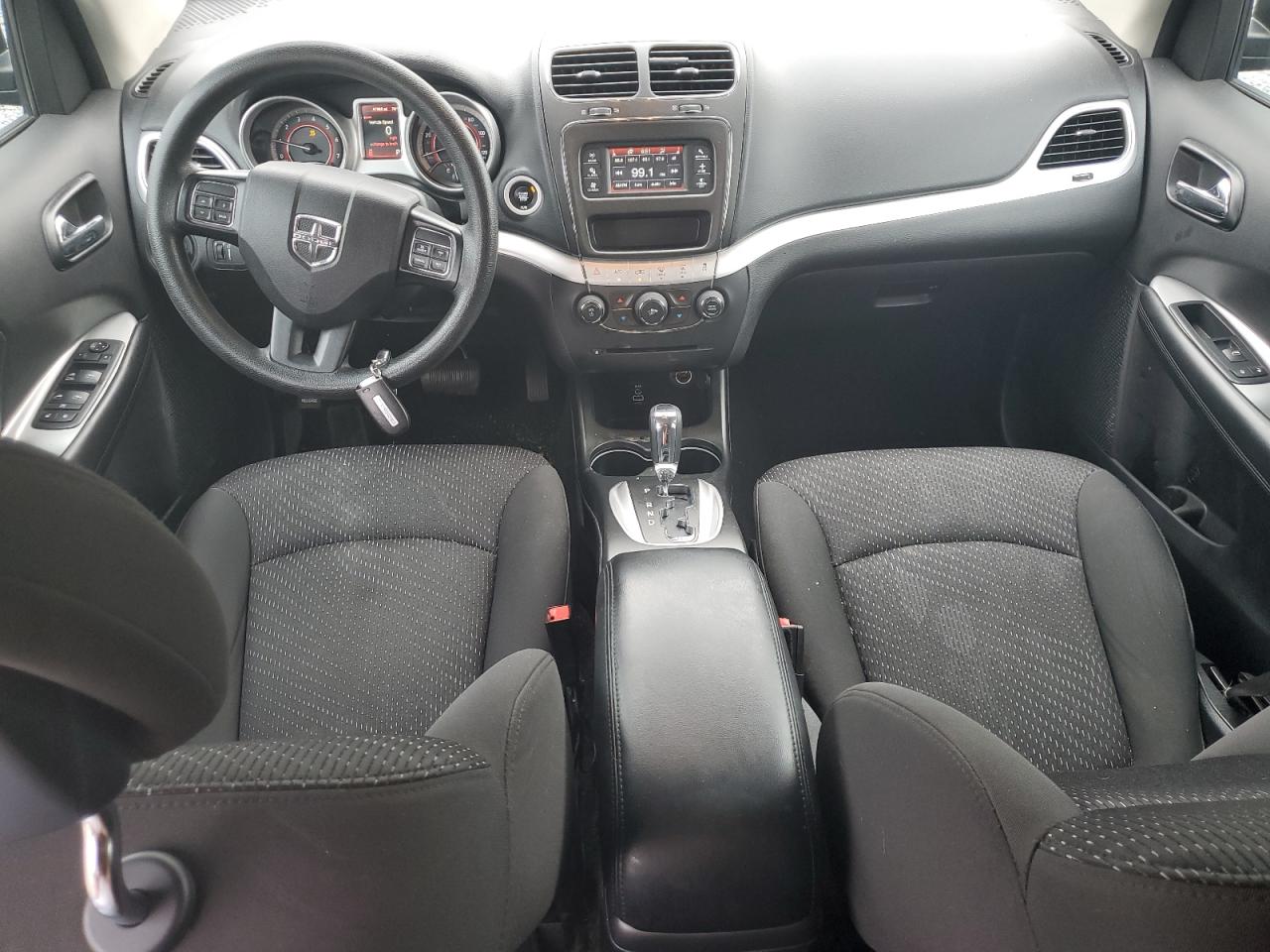 3C4PDCAB5JT421303 2018 Dodge Journey Se