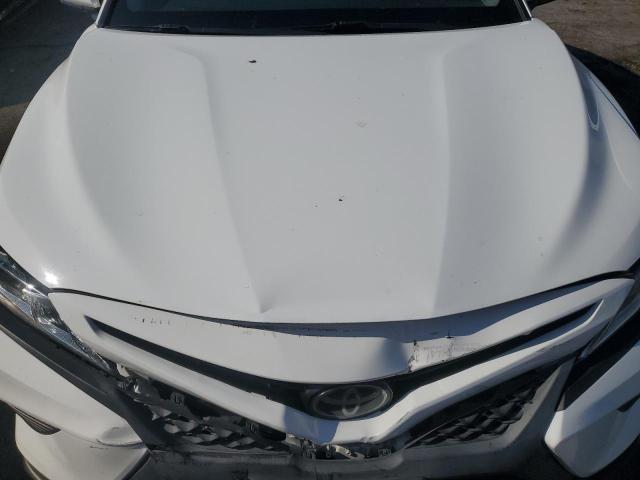 VIN 4T1B11HK3JU643272 2018 Toyota Camry, L no.11