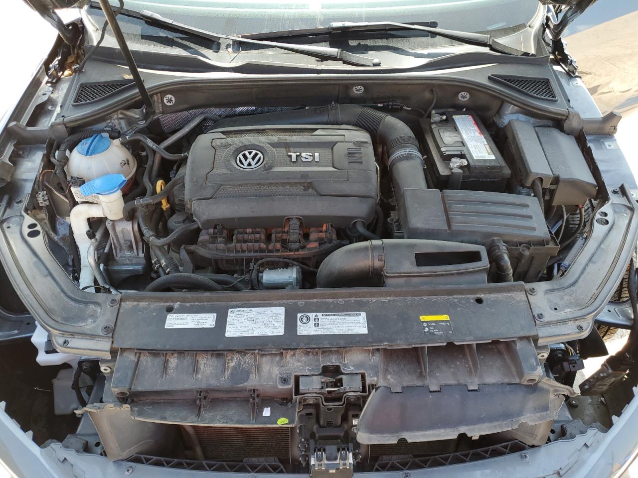 1VWBT7A39HC062070 2017 Volkswagen Passat Se