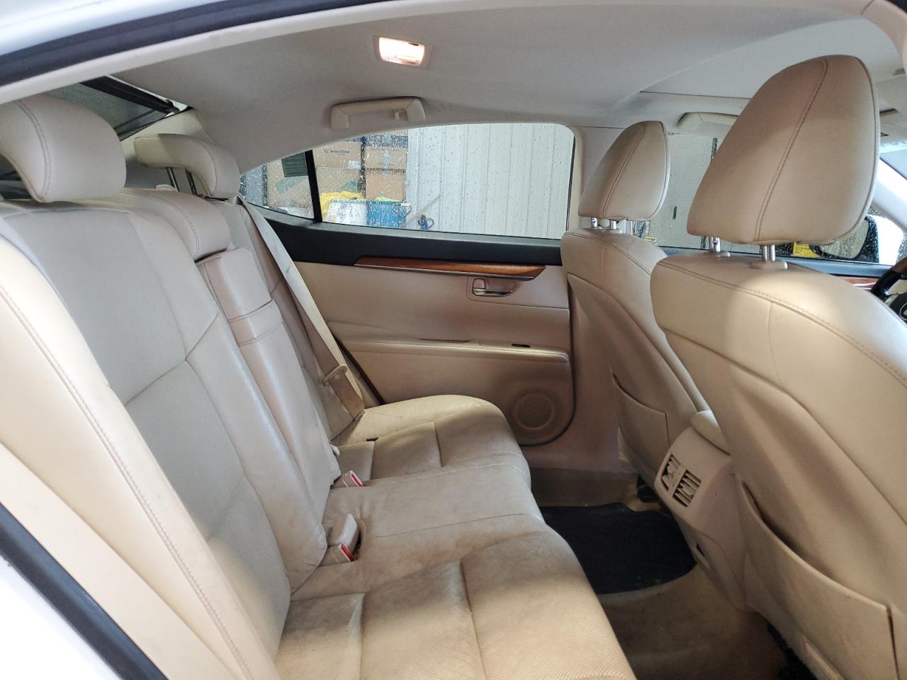 JTHBW1GG2D2002258 2013 Lexus Es 300H