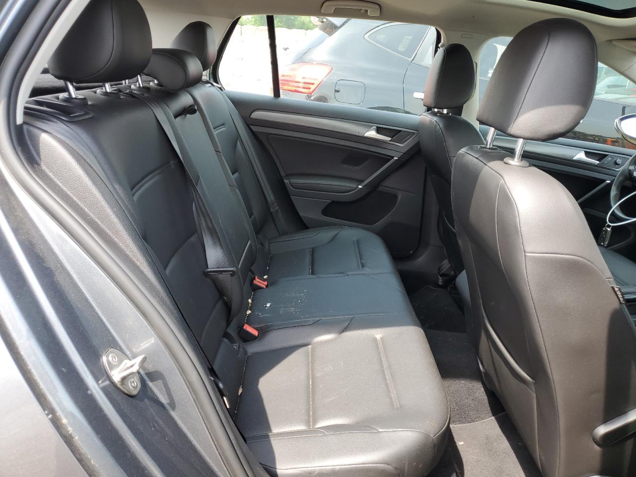 3VWG57AU0MM006066 2021 Volkswagen Golf