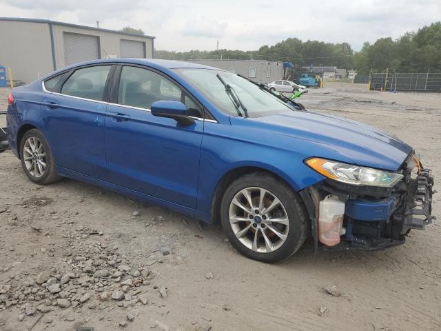 VIN 3FA6P0HD3HR310500 2017 Ford Fusion, SE no.4