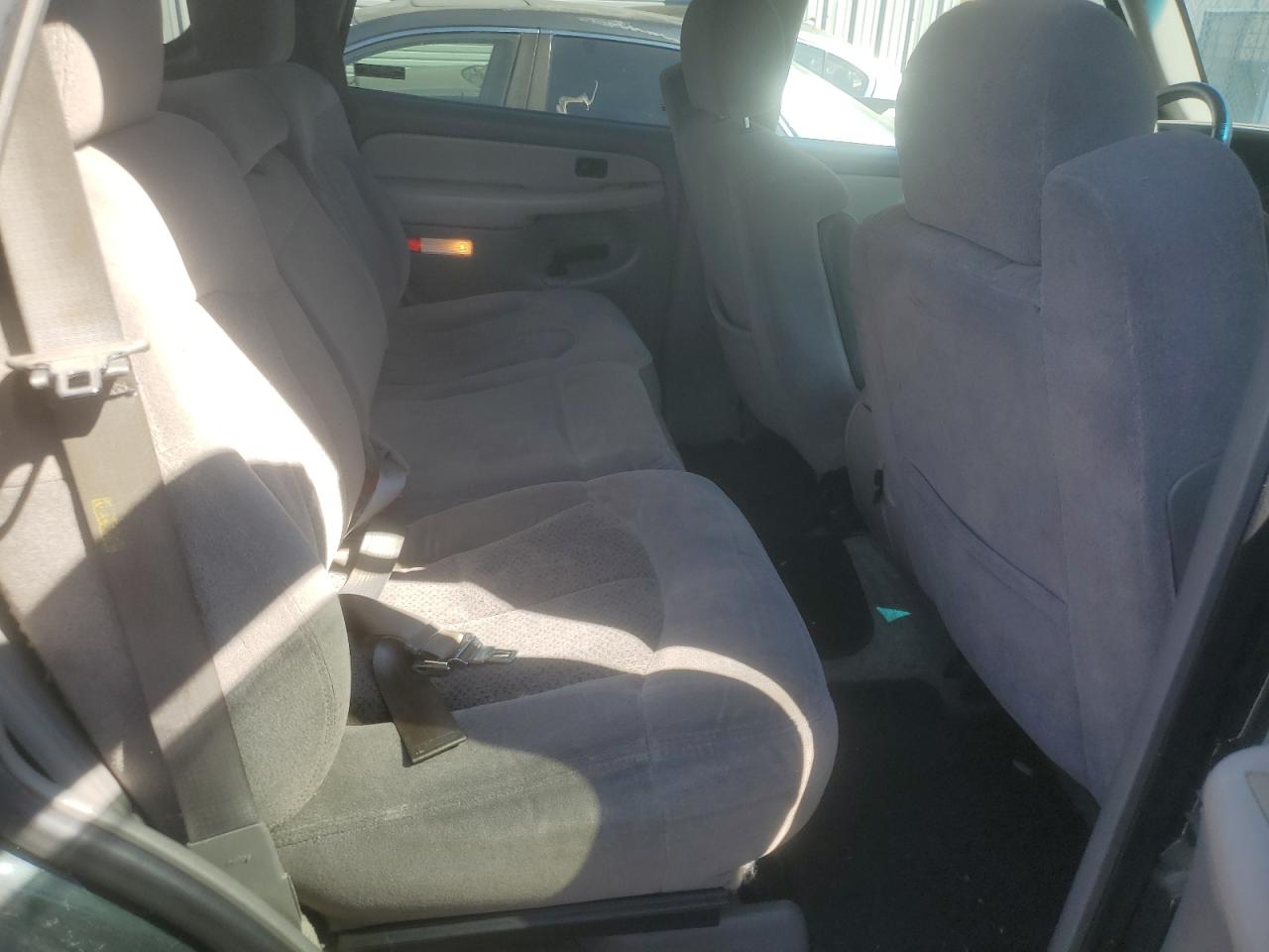 1GNEK13T51R179586 2001 Chevrolet Tahoe K1500