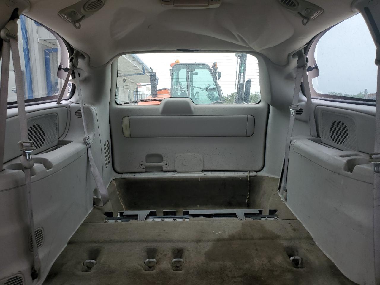 2C8GP64L95R548124 2005 Chrysler Town & Country Limited