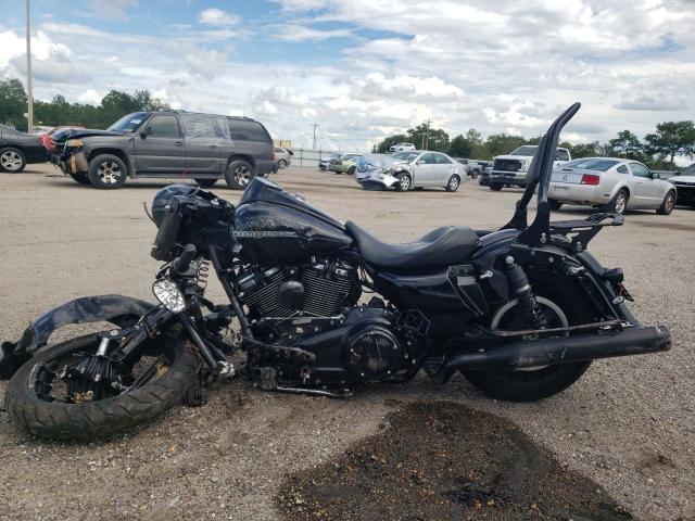 2018 HARLEY-DAVIDSON FLHRXS - 1HD1KVC11JB663212